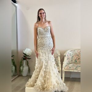 Strapless wedding dress, trumpet style size 8
